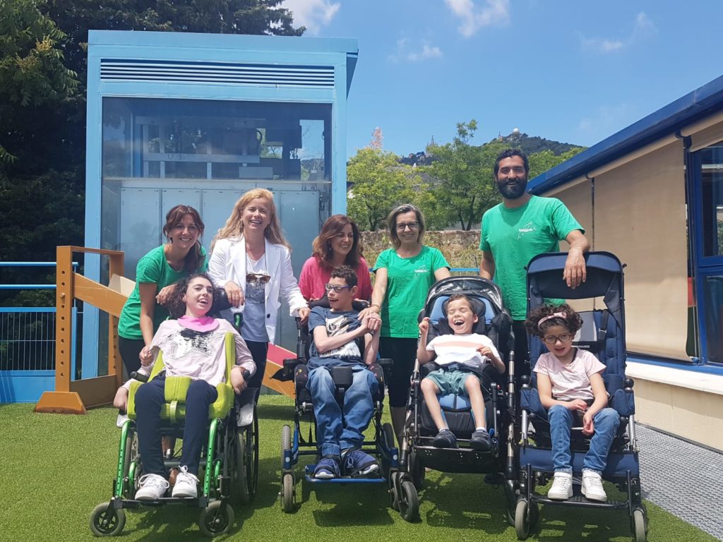 Visitamos los proyectos de Fundación Estimia y Escola Guimbarda para niños con pluridiscapacidad